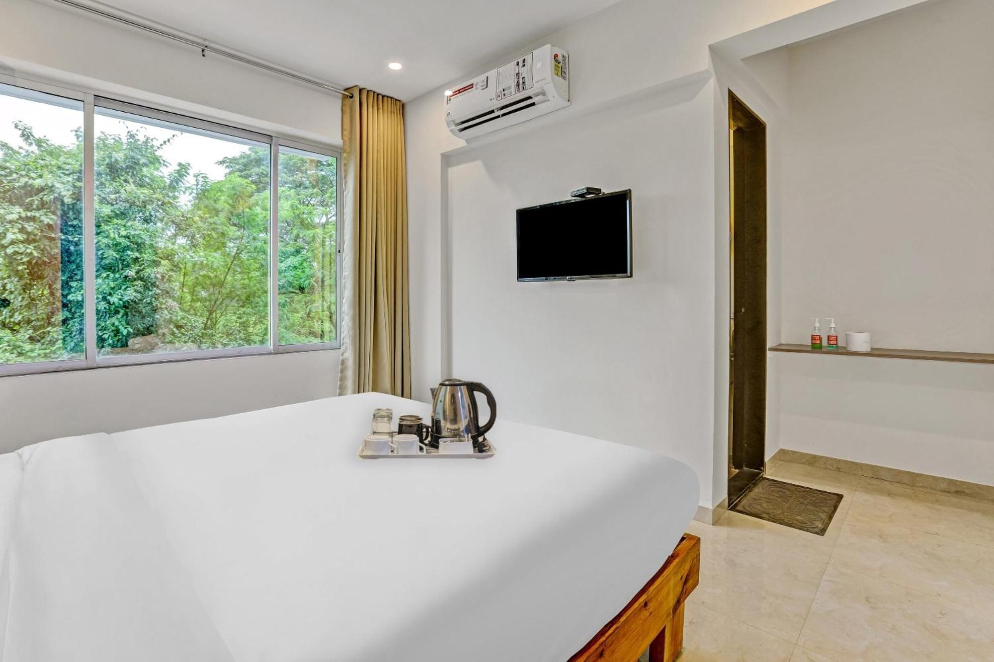Townhouse Somani Apta Exterior foto