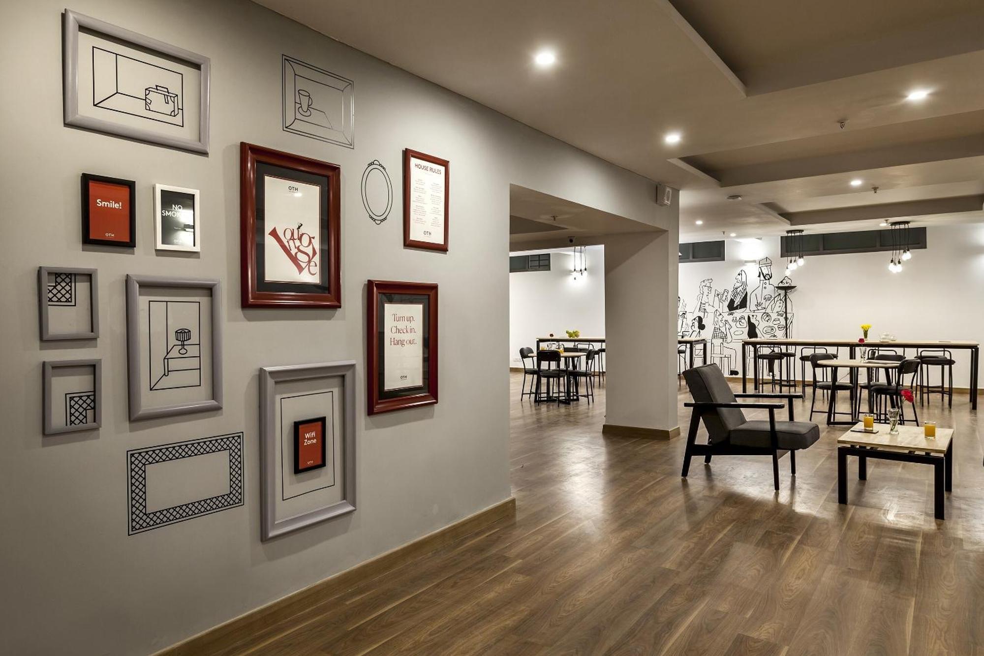 Townhouse Somani Apta Exterior foto